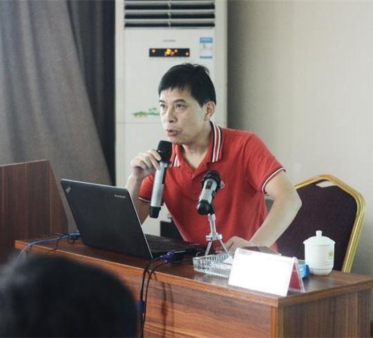 【博海課堂】應(yīng)對(duì)稅收新政,解決企業(yè)難題:記全國高校聯(lián)盟 “稅務(wù)點(diǎn)對(duì)點(diǎn)”特訓(xùn)營南昌站開營