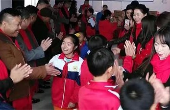 【愛(ài)心捐贈(zèng)】記博海國(guó)濟(jì)商學(xué)院（江西）總裁56班、總裁64班、總裁66班赴南康區(qū)康和園福利院送溫暖