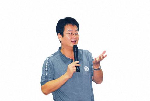 【教學(xué)預(yù)告】博海國濟(jì)商學(xué)院江西分院贛州教學(xué)點(diǎn)12月7日-8日張永光——國學(xué)智慧與現(xiàn)代企業(yè)管理課程邀請(qǐng)函514.jpg 【教學(xué)預(yù)告】博海國濟(jì)商學(xué)院江西分院贛州教學(xué)點(diǎn)12月7日-8日張永光——國學(xué)智慧與現(xiàn)代企業(yè)管理課程邀請(qǐng)函514.jpg