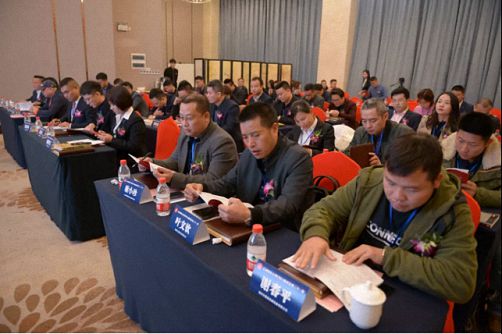 【開(kāi)學(xué)典禮】博海國(guó)濟(jì)商學(xué)院總裁班第158期暨江西財(cái)大贛州總裁21班隆重開(kāi)班708.jpg 【開(kāi)學(xué)典禮】博海國(guó)濟(jì)商學(xué)院總裁班第158期暨江西財(cái)大贛州總裁21班隆重開(kāi)班708.jpg