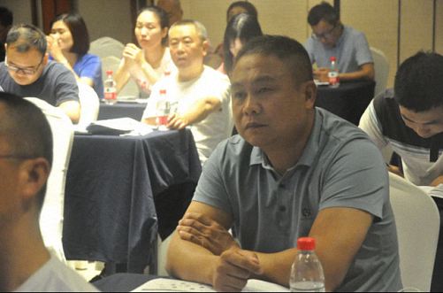 【課程回顧】江西財大EMBA贛州總裁19班課程——新環(huán)境下的產(chǎn)業(yè)投資 705.jpg