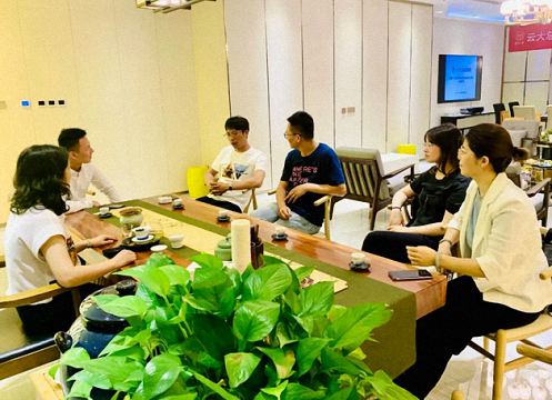 博海國(guó)濟(jì)商學(xué)院云南分院總裁33班《疫情下企業(yè)遇到的困境及解決之道》主題分享活動(dòng)803.jpg 博海國(guó)濟(jì)商學(xué)院云南分院總裁33班《疫情下企業(yè)遇到的困境及解決之道》主題分享活動(dòng)803.jpg