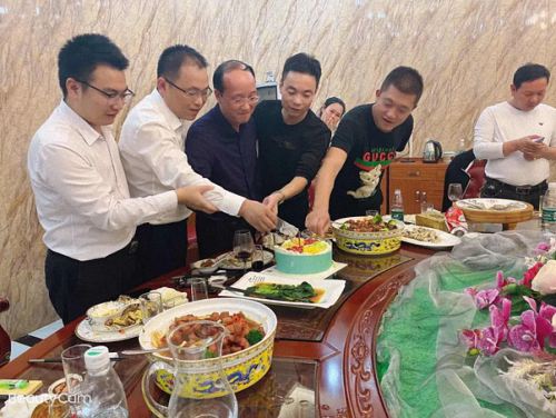 參觀房地產(chǎn)評估與經(jīng)紀(jì)會長單位——贛州教學(xué)點(diǎn)總裁22班師生走進(jìn)鼎信房地產(chǎn)869.jpg 參觀房地產(chǎn)評估與經(jīng)紀(jì)會長單位——贛州教學(xué)點(diǎn)總裁22班師生走進(jìn)鼎信房地產(chǎn)869.jpg