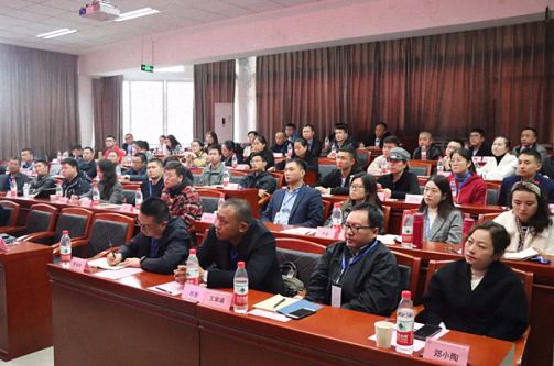 【開學(xué)啦】博海國濟商學(xué)院重慶分院MTP精英實戰(zhàn)管理班第二期開學(xué)典禮及開班課圓滿舉行293.jpg 【開學(xué)啦】博海國濟商學(xué)院重慶分院MTP精英實戰(zhàn)管理班第二期開學(xué)典禮及開班課圓滿舉行293.jpg