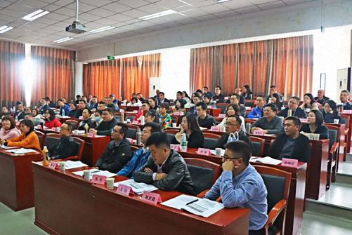 【課程回顧】 記重慶分院研修班36班、38班《戰(zhàn)略性人力資源管理》課程52.jpg