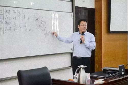 【教學(xué)預(yù)告】博海國(guó)濟(jì)商學(xué)院江西分院12月19日-20日張永光教授《國(guó)學(xué)智慧與企業(yè)管理》課程邀請(qǐng)函614.jpg 【教學(xué)預(yù)告】博海國(guó)濟(jì)商學(xué)院江西分院12月19日-20日張永光教授《國(guó)學(xué)智慧與企業(yè)管理》課程邀請(qǐng)函614.jpg