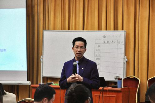 【課程回顧】 博海國濟(jì)商學(xué)院云南分院MTP管理技能班謝玉雄導(dǎo)師《管理者角色認(rèn)知和授權(quán)、控制與部署培育》143.jpg