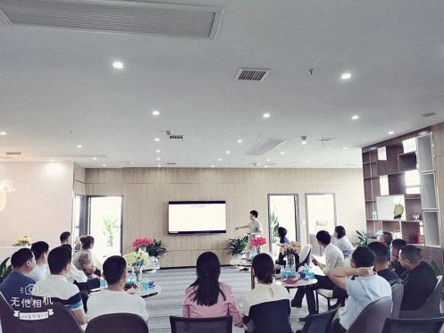 贛州總裁23班陽(yáng)明國(guó)際中心片區(qū)走訪交流活動(dòng)1148.jpg 贛州總裁23班陽(yáng)明國(guó)際中心片區(qū)走訪交流活動(dòng)1148.jpg