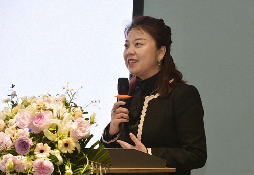 【開(kāi)學(xué)典禮】博海國(guó)濟(jì)?崇簡(jiǎn)人文教育中心企業(yè)家哲學(xué)智慧與歷史修養(yǎng)高級(jí)研修班第7期暨隆重開(kāi)班336.jpg 【開(kāi)學(xué)典禮】博海國(guó)濟(jì)?崇簡(jiǎn)人文教育中心企業(yè)家哲學(xué)智慧與歷史修養(yǎng)高級(jí)研修班第7期暨隆重開(kāi)班336.jpg