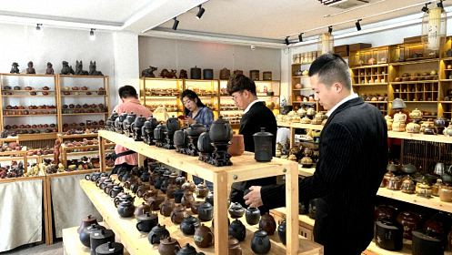 【企業(yè)走訪】——走訪云南分院總裁26班學(xué)員企業(yè)云南高航商貿(mào)有限公司2395.jpg 【企業(yè)走訪】——走訪云南分院總裁26班學(xué)員企業(yè)云南高航商貿(mào)有限公司2395.jpg