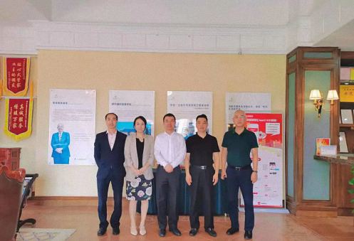 【企業(yè)走訪】——走訪云南分院總裁24班學(xué)員企業(yè)中航物業(yè)管理有限公司昆明分公司99.jpg 【企業(yè)走訪】——走訪云南分院總裁24班學(xué)員企業(yè)中航物業(yè)管理有限公司昆明分公司99.jpg