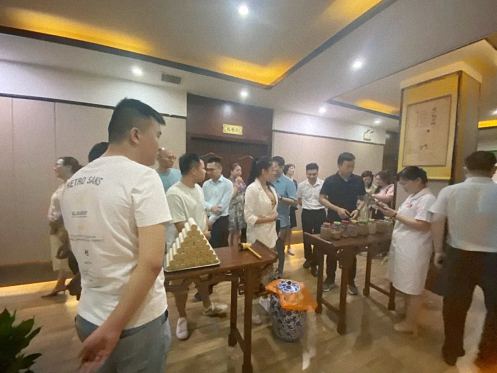 【企業(yè)走訪】——走訪贛州教學(xué)點(diǎn)總裁24班學(xué)員企業(yè)贛州濟(jì)世堂國(guó)醫(yī)館603.jpg 【企業(yè)走訪】——走訪贛州教學(xué)點(diǎn)總裁24班學(xué)員企業(yè)贛州濟(jì)世堂國(guó)醫(yī)館603.jpg