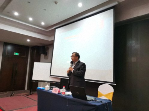 【課程回顧】贛州教學點11月17日公開課王體星教授《數(shù)字經(jīng)濟時代的企業(yè)戰(zhàn)略重構》567.jpg 【課程回顧】贛州教學點11月17日公開課王體星教授《數(shù)字經(jīng)濟時代的企業(yè)戰(zhàn)略重構》567.jpg