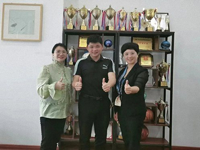 【企業(yè)走訪】——走訪江西新商界77班小飛俠體育劉新華同學(xué)