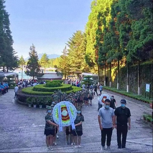 贛州新商界26班打造卓越班級(jí)特訓(xùn)營(yíng)課程在井岡山舉行1079.jpg 贛州新商界26班打造卓越班級(jí)特訓(xùn)營(yíng)課程在井岡山舉行1079.jpg