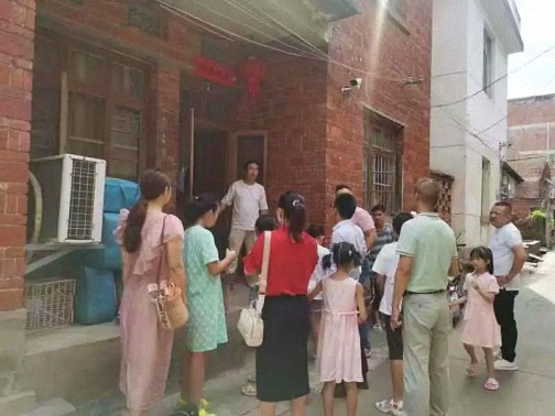 贛州新商界23班赴水東鎮(zhèn)天使兒童村開展慰問活動(dòng)1.jpg 贛州新商界23班赴水東鎮(zhèn)天使兒童村開展慰問活動(dòng)1.jpg