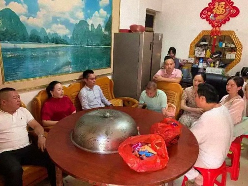 贛州新商界23班赴水東鎮(zhèn)天使兒童村開展慰問活動(dòng)174.jpg 贛州新商界23班赴水東鎮(zhèn)天使兒童村開展慰問活動(dòng)174.jpg