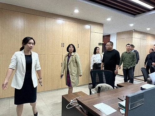 【企業(yè)走訪】——江西新商界83班琚冰同學所在單位江西瀛洪仁律師事務所727.jpg 【企業(yè)走訪】——江西新商界83班琚冰同學所在單位江西瀛洪仁律師事務所727.jpg