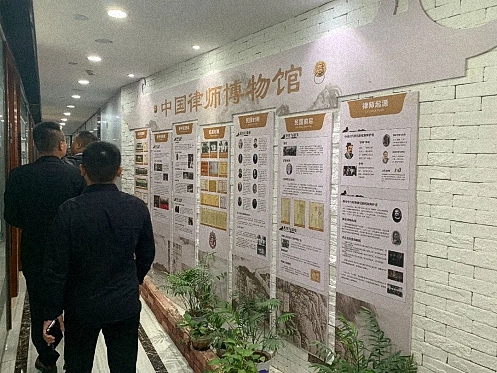 【企業(yè)走訪】——江西新商界83班琚冰同學所在單位江西瀛洪仁律師事務所733.jpg 【企業(yè)走訪】——江西新商界83班琚冰同學所在單位江西瀛洪仁律師事務所733.jpg