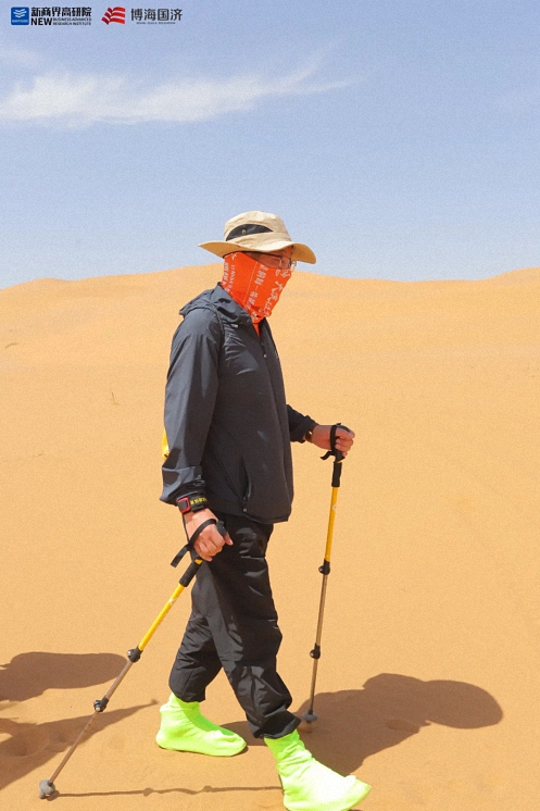 凱旋！博海國濟(jì)教育師生團(tuán)隊(duì)徒步征戰(zhàn)騰格里沙漠！299.jpg