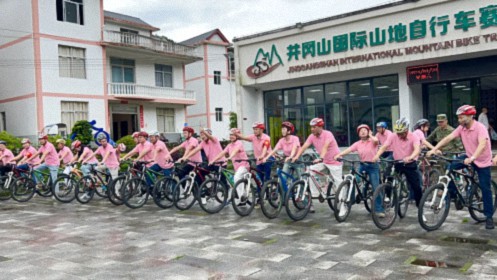 贛州新商界十一班十年之約再啟航456.jpg 贛州新商界十一班十年之約再啟航456.jpg