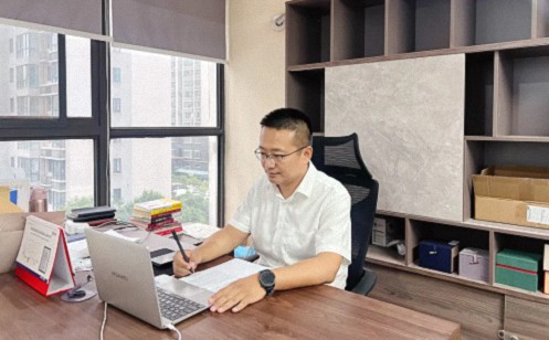 【企業(yè)走訪】——陜西CEO研修18班朱海林同學(xué)企業(yè)成都硅寶科技股份有限公司西安公司 237.jpg 【企業(yè)走訪】——陜西CEO研修18班朱海林同學(xué)企業(yè)成都硅寶科技股份有限公司西安公司 237.jpg