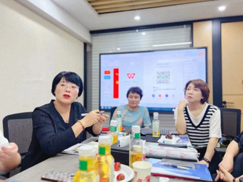 【企業(yè)走訪】——陜西CEO研修18班朱海林同學(xué)企業(yè)成都硅寶科技股份有限公司西安公司 970.jpg 【企業(yè)走訪】——陜西CEO研修18班朱海林同學(xué)企業(yè)成都硅寶科技股份有限公司西安公司 970.jpg