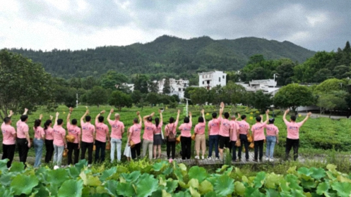 一年一輩子 我們最快樂-贛州新商界贛州10班十二周年慶活動(dòng)圓滿舉行1126.jpg 一年一輩子 我們最快樂-贛州新商界贛州10班十二周年慶活動(dòng)圓滿舉行1126.jpg