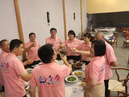 一年一輩子 我們最快樂-贛州新商界贛州10班十二周年慶活動(dòng)圓滿舉行1817.jpg 一年一輩子 我們最快樂-贛州新商界贛州10班十二周年慶活動(dòng)圓滿舉行1817.jpg