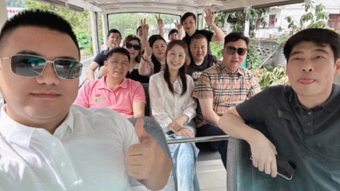 一年一輩子 我們最快樂-贛州新商界贛州10班十二周年慶活動(dòng)圓滿舉行2080.jpg 一年一輩子 我們最快樂-贛州新商界贛州10班十二周年慶活動(dòng)圓滿舉行2080.jpg