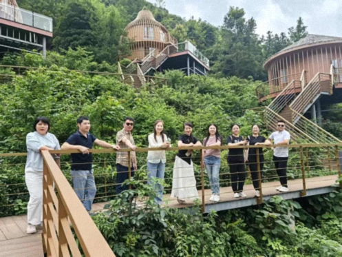 一年一輩子 我們最快樂-贛州新商界贛州10班十二周年慶活動(dòng)圓滿舉行2194.jpg 一年一輩子 我們最快樂-贛州新商界贛州10班十二周年慶活動(dòng)圓滿舉行2194.jpg